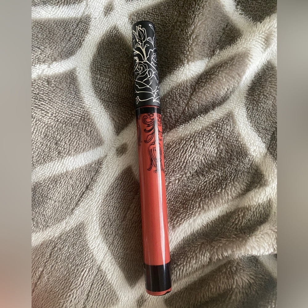 Kat von D Everlasting Liquid Lipstick Lolita II KVD